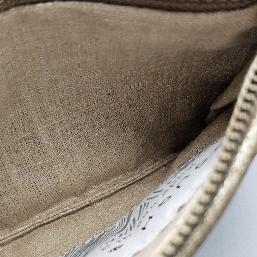 Rough & Tumble Rugged Luxury Made in Maine Gold Brown Wristlet Leather 7.5x4.5" - Picture 4 of 9